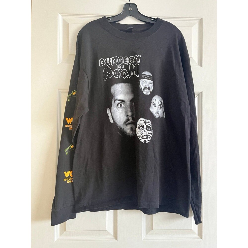 Halloween Havoc T Shirt XL
